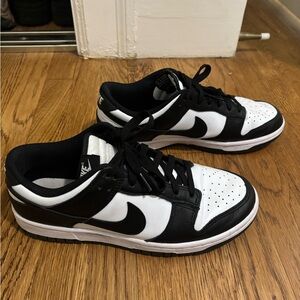Panda dunks